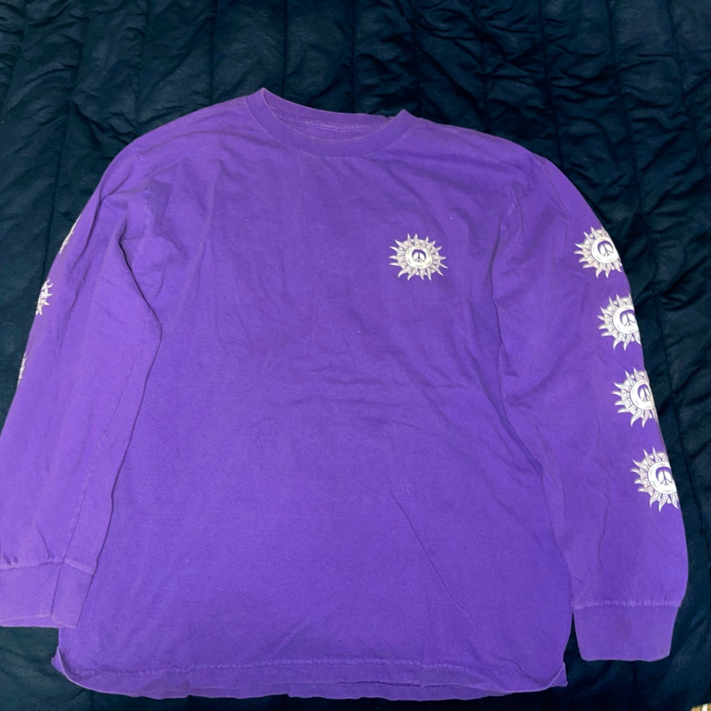 Long sleeve purple tee